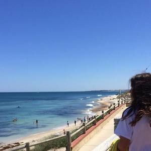 Meet your Posher, Chloe